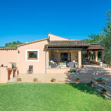 Sleeps 6 Pool Air Con Wifi