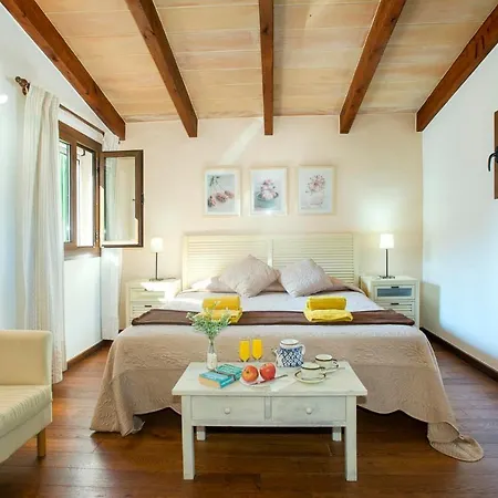 Sleeps 6 Pool Air Con Wifi *